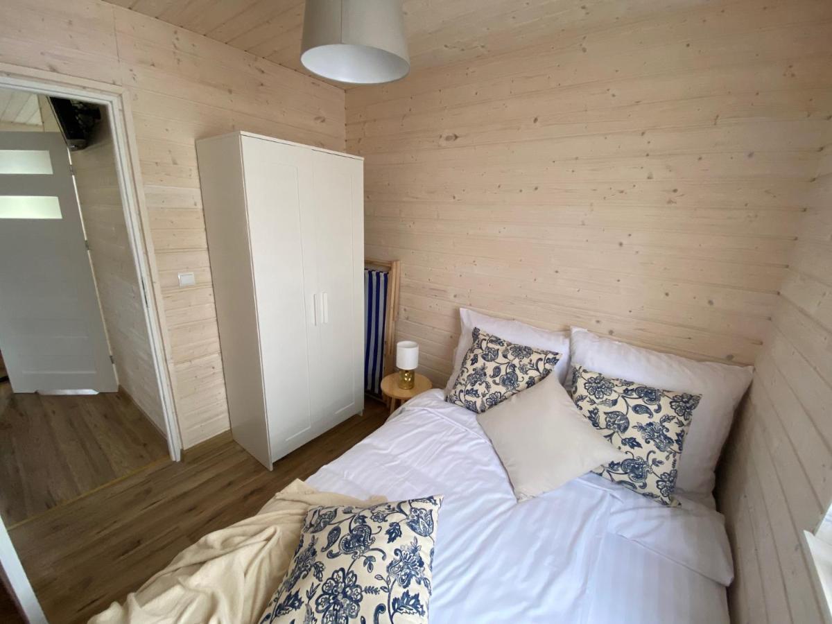 Cztery Katy Hotel Rusinowo  Buitenkant foto